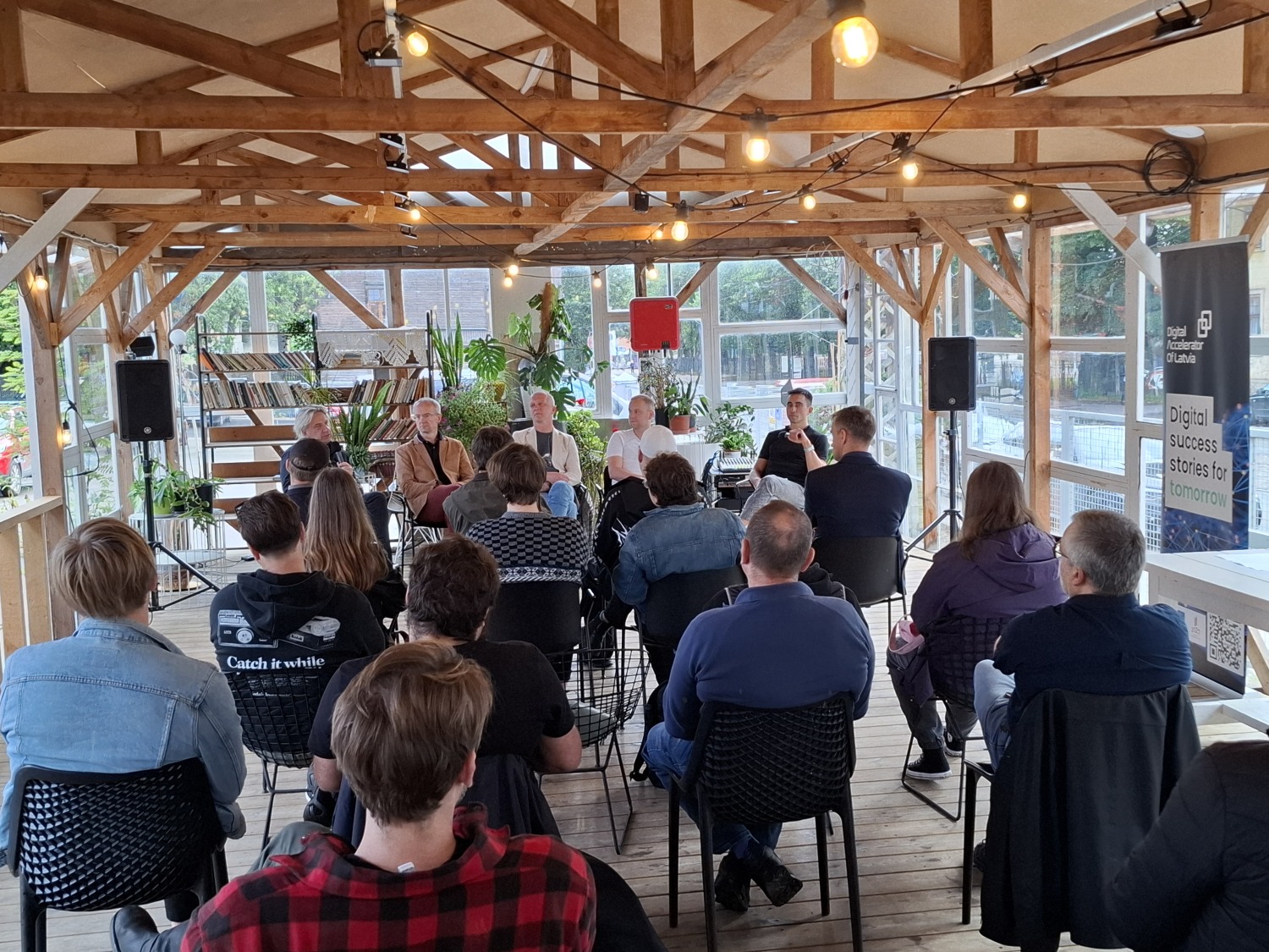 Jaunākās tendences, izaicinājumus un nākotnes scenārijus audiovizuālās ražošanas nozarē